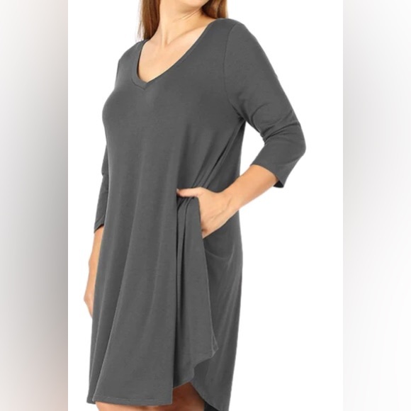 Line Dress - Picture 5 of 6